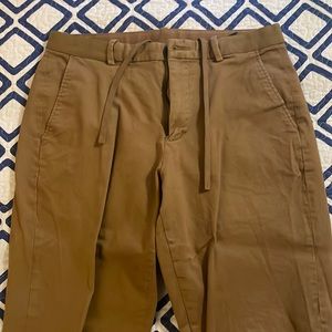 Uniqlo Khaki Ankle Pants Size M